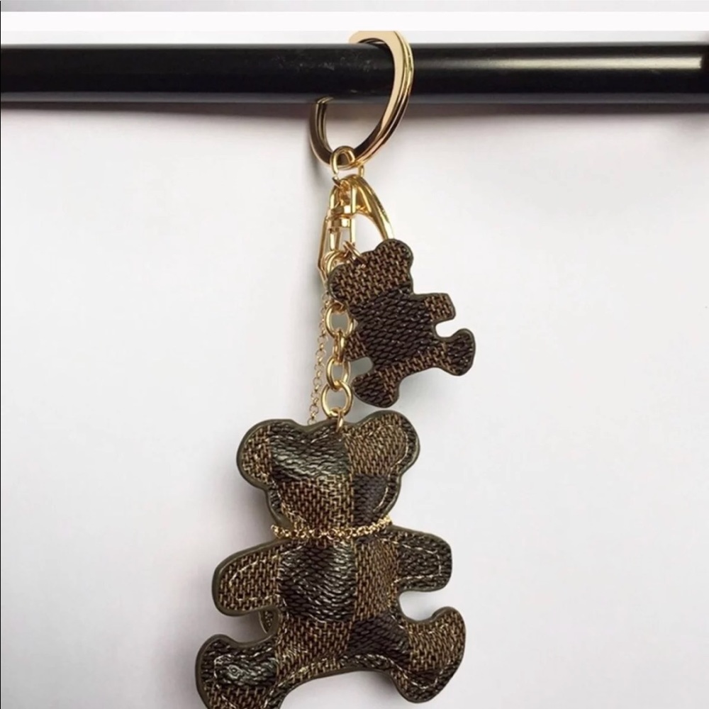 Keychain - Picture 2 of 3